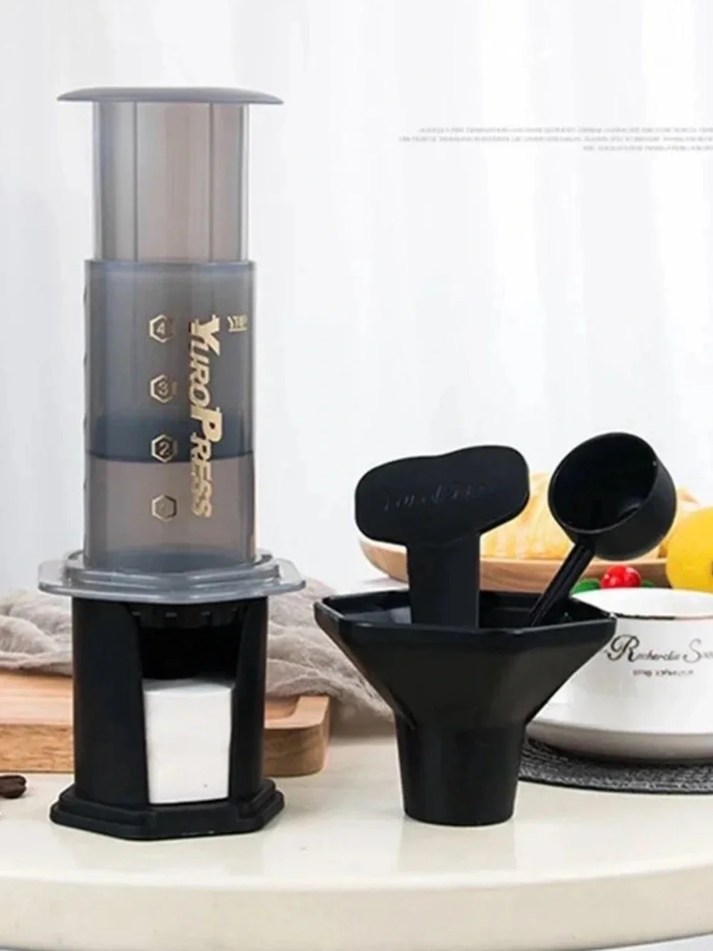 Portable French Press Coffee Maker 240ml – Espresso Anywhere Anytime 🌍